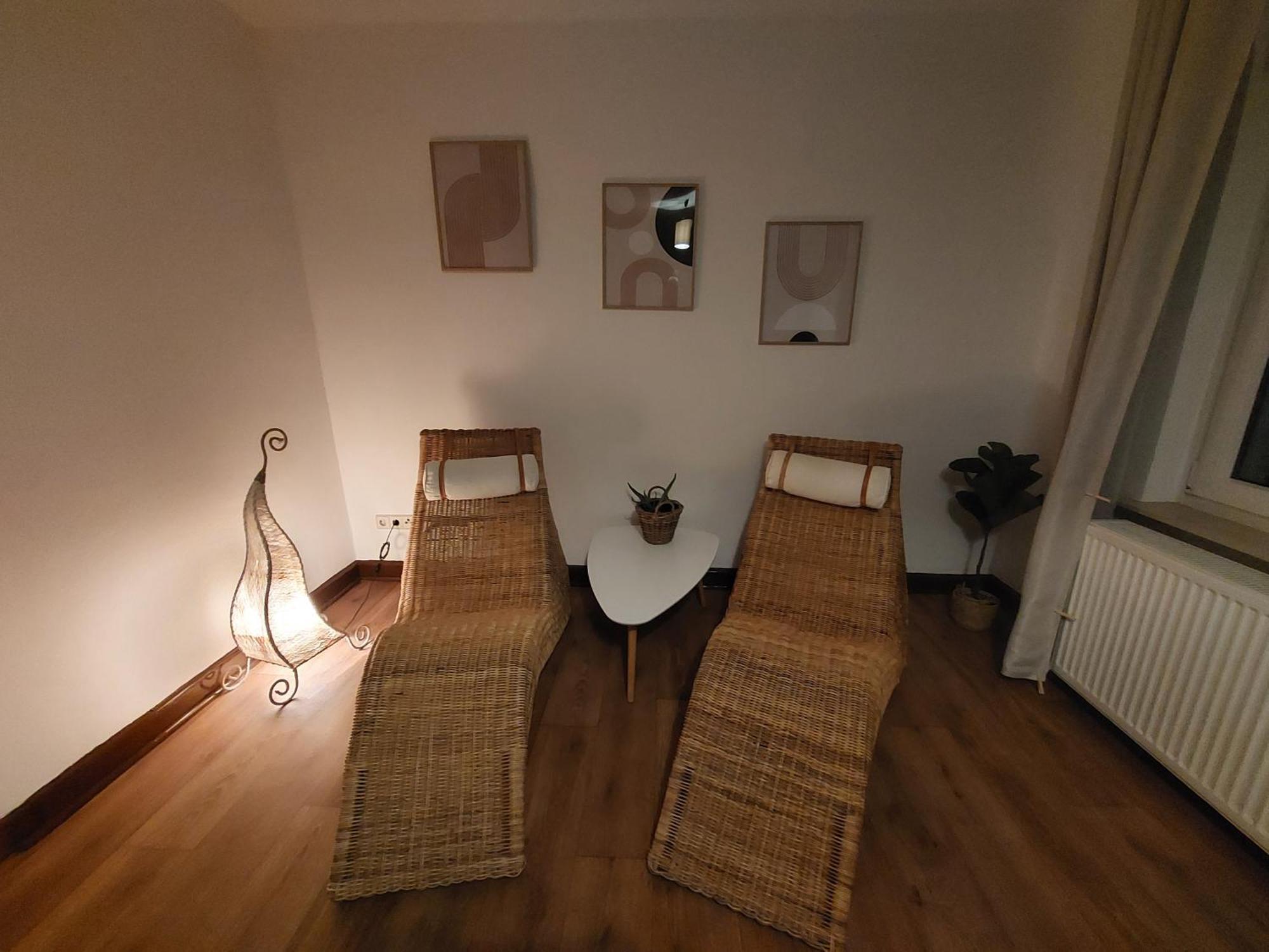 Cozy Home, 7 Beds, Wifi, Kitchen, Balcony, Bielefeld Center מראה חיצוני תמונה